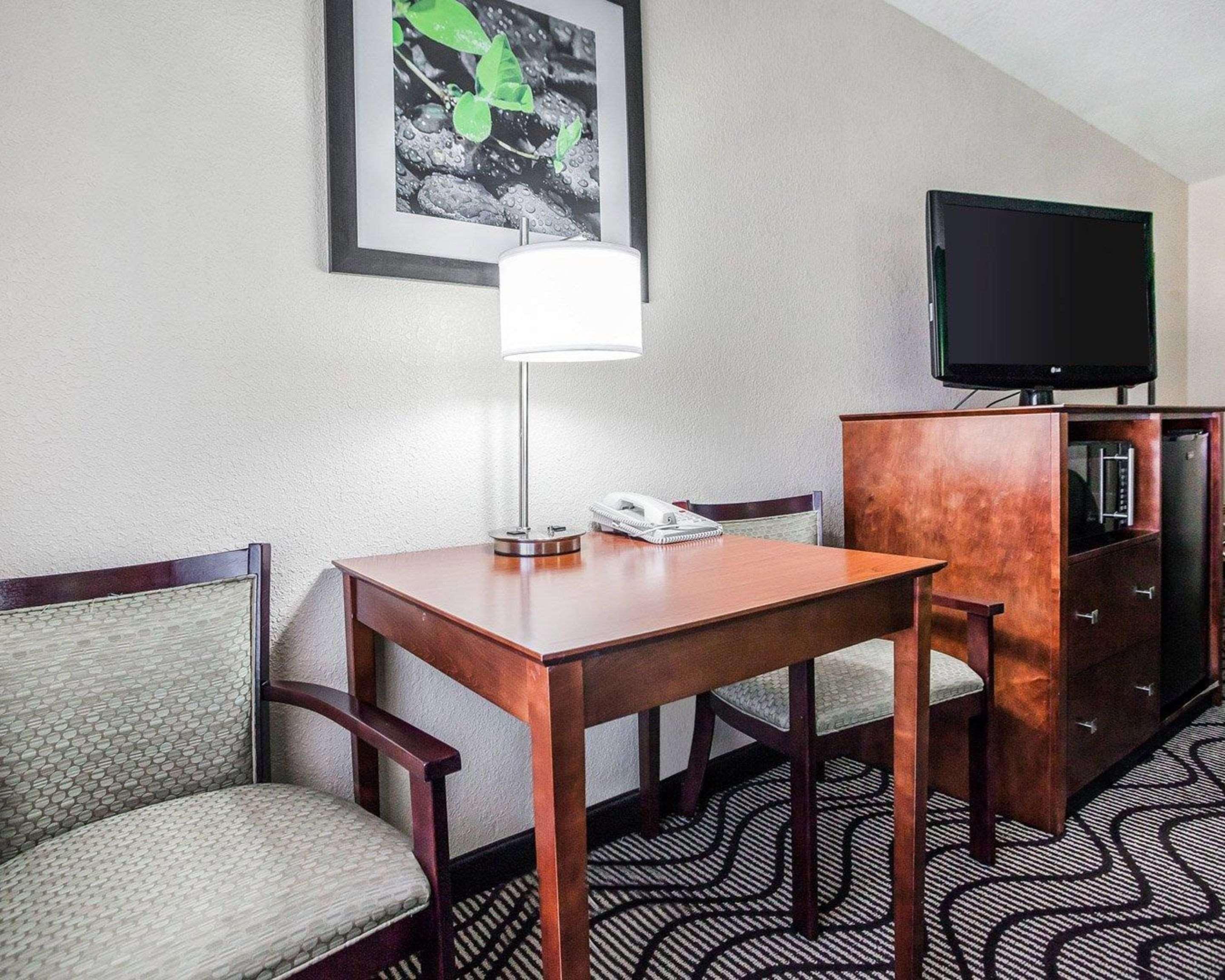 Quality Inn & Suites Altoona - Des Moines Ngoại thất bức ảnh