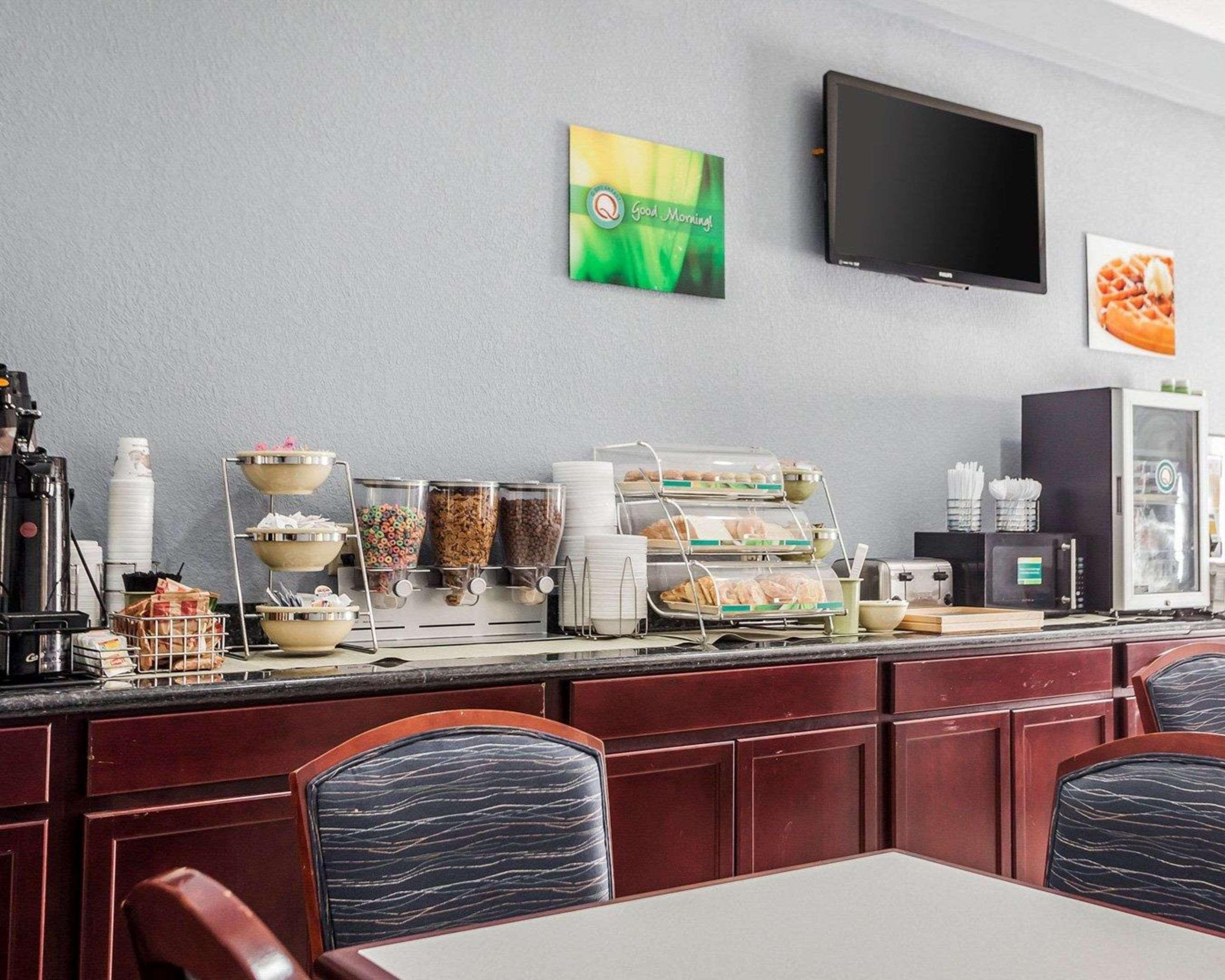 Quality Inn & Suites Altoona - Des Moines Ngoại thất bức ảnh