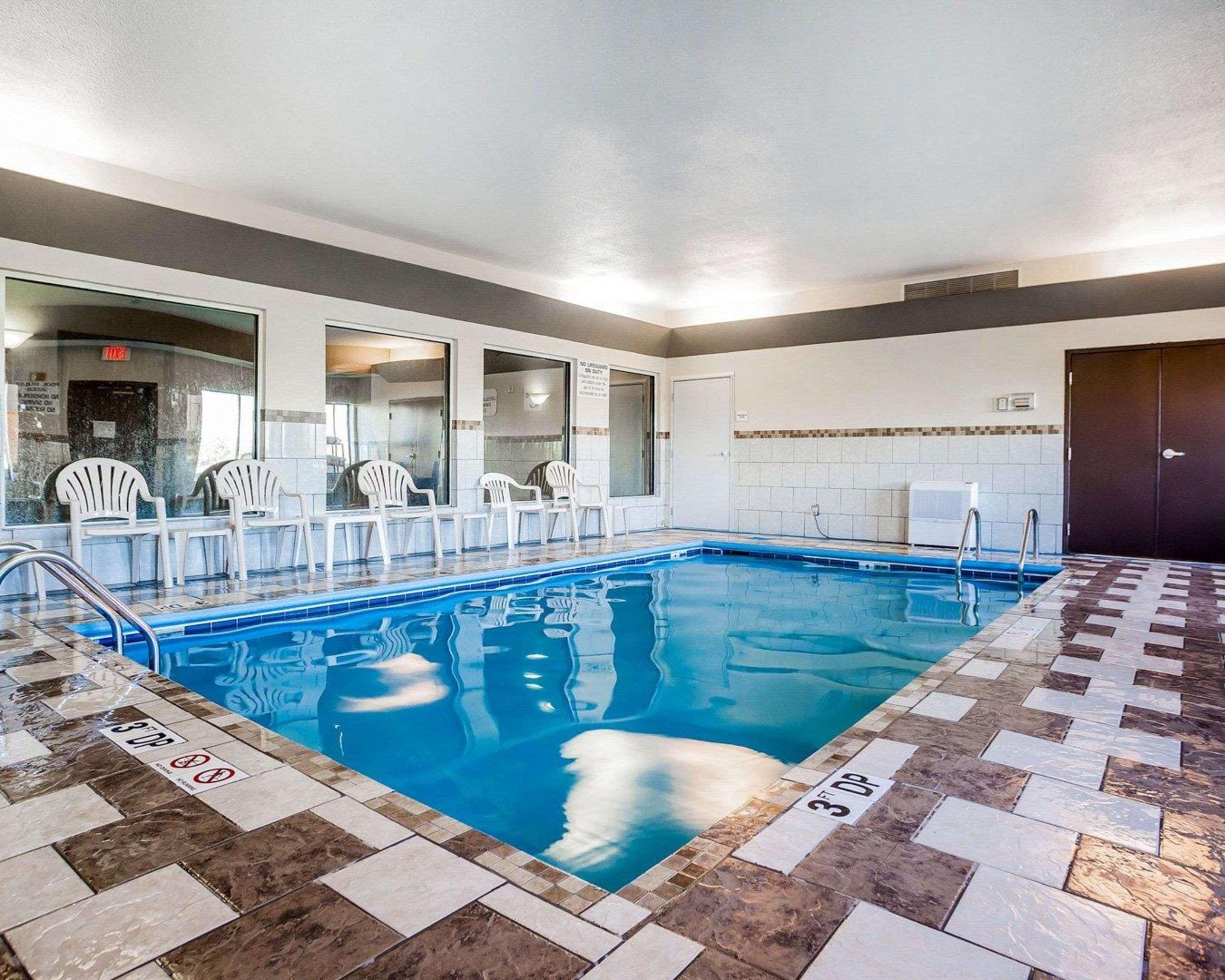 Quality Inn & Suites Altoona - Des Moines Ngoại thất bức ảnh