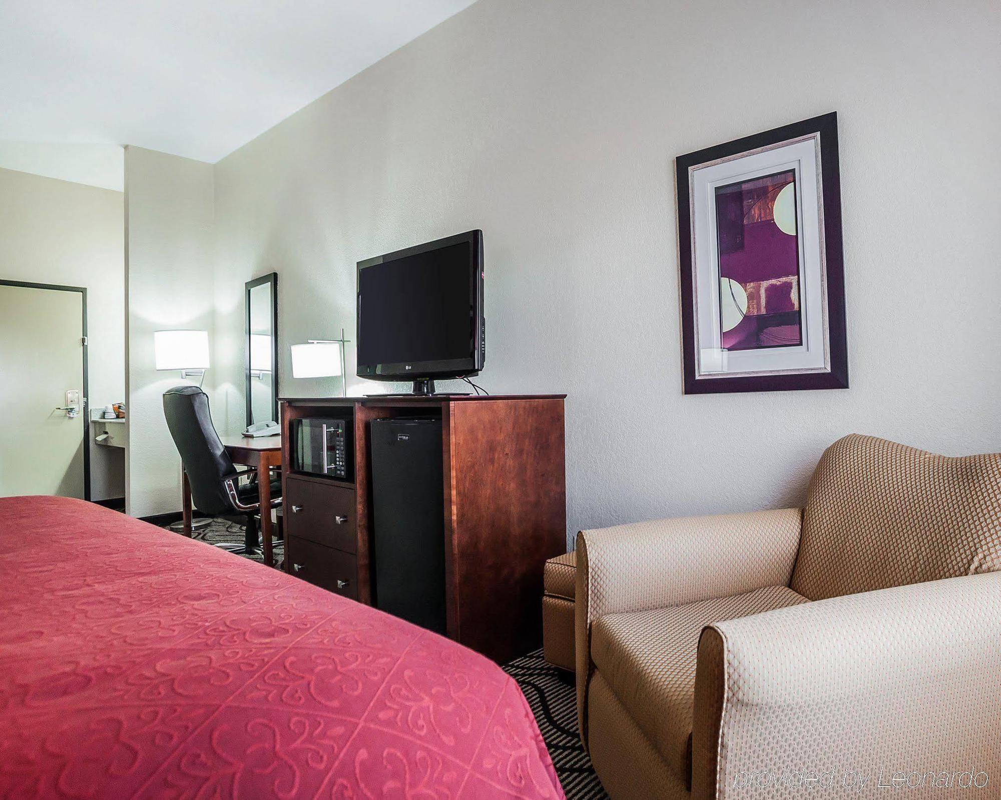 Quality Inn & Suites Altoona - Des Moines Ngoại thất bức ảnh